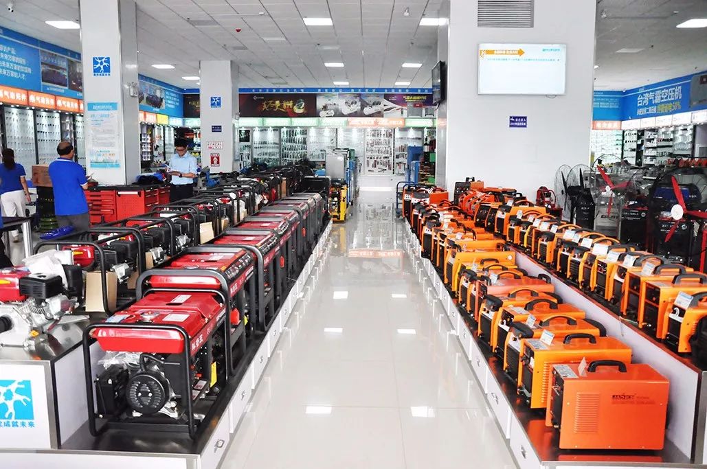 品牌巡展丨集優(yōu)成就未來-未來萬家五金機(jī)電